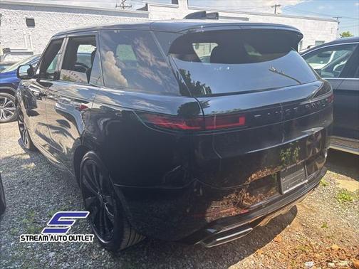 2025 Land Rover Range Rover Sport SE
