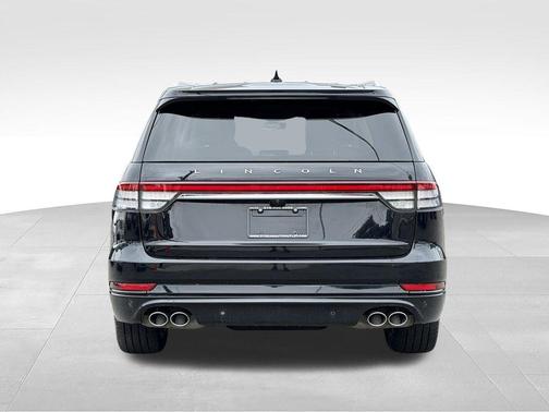 Infinite Black Metallic Clearcoat 2023 Lincoln Aviator Grand Touring AWD