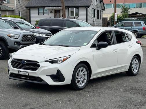 Crystal White Pearl 2024 Subaru Impreza Base