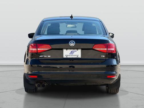 2015 Volkswagen Jetta Auto SE w/Connectivity/Navigation