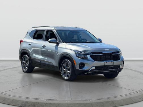 Steel Gray 2024 Kia Seltos S