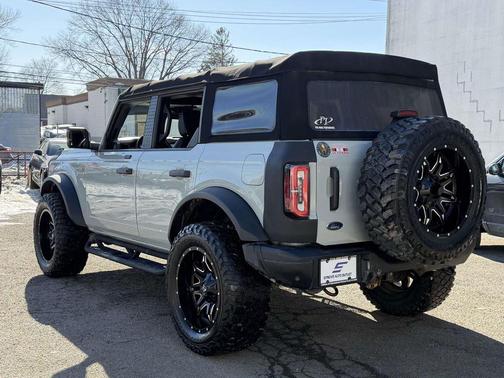 2021 Ford Bronco Badlands