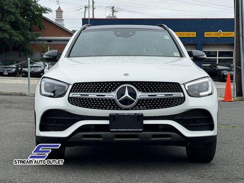 White 2020 Mercedes-Benz GLC 300 4MATIC
