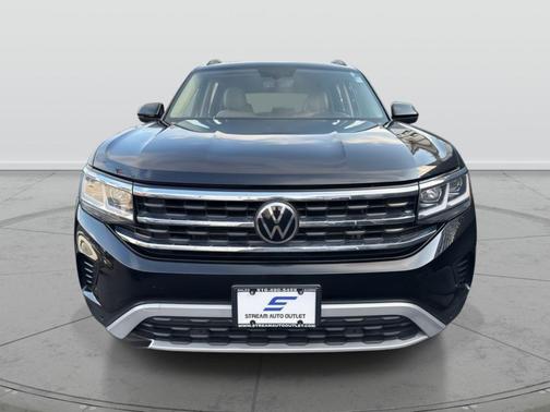 2022 Volkswagen Atlas 3.6L SE w/Technology