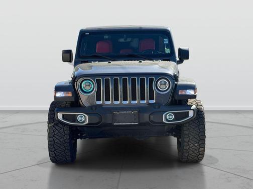 Granite Crystal Metallic Clearcoat 2022 Jeep Wrangler Unlimited Sahara