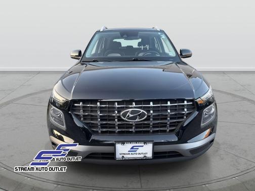 2022 Hyundai VENUE SEL
