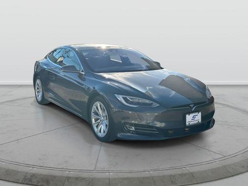 2016 Tesla Model S 75D