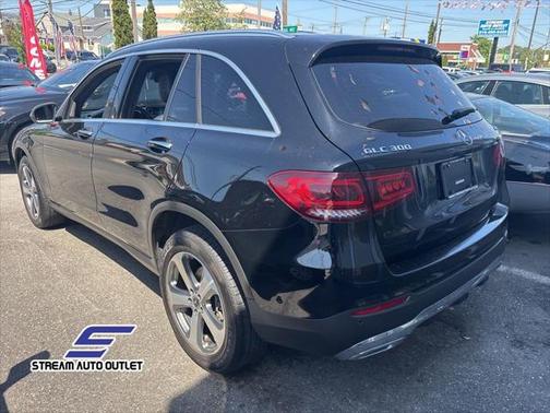 2022 Mercedes-Benz GLC 300 4MATIC