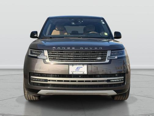 2025 Land Rover Range Rover P550e SE