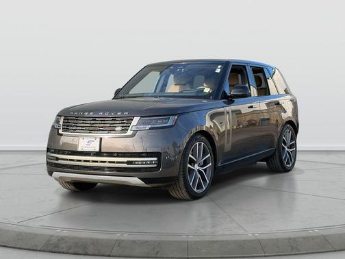 2025 Land Rover Range Rover P550e SE