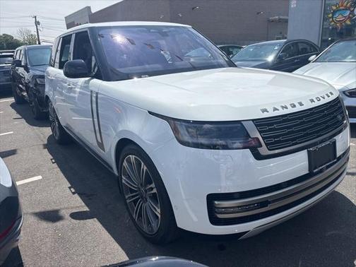 2023 Land Rover Range Rover P400 SE