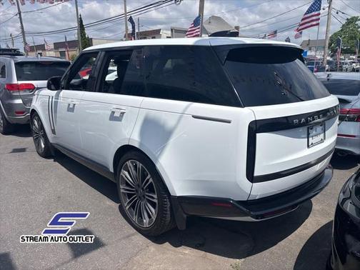 2023 Land Rover Range Rover P400 SE