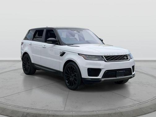 White 2018 Land Rover Range Rover Sport SE
