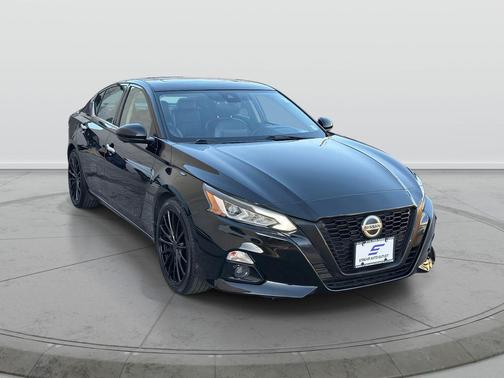 2020 Nissan Altima Platinum VC-Turbo FWD