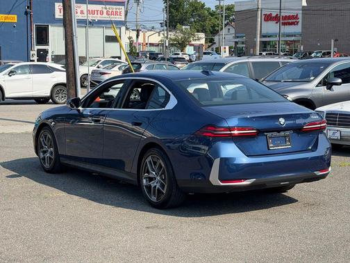 Blue Metallic 2026 BMW 530 530i