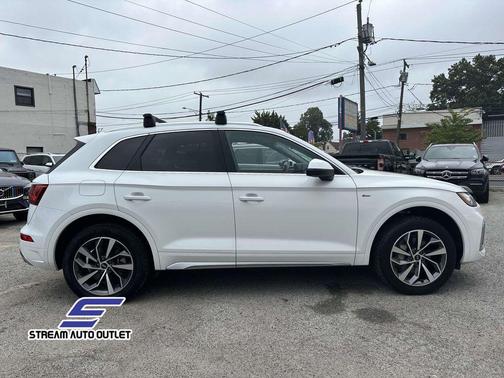 2023 Audi Q5 45 S line Premium Plus