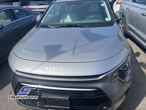 2023 Kia Niro Touring