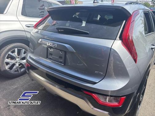 2023 Kia Niro Touring