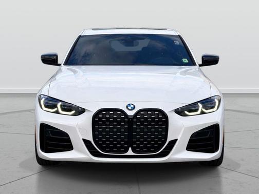 Alpine White 2022 BMW M440 i
