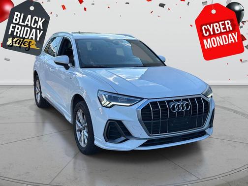 2024 Audi Q3 Premium 45 TFSI S line quattro Tiptronic