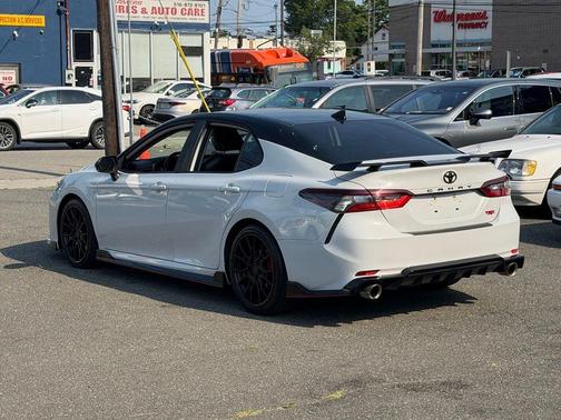 Ice Edge/Midnight Black Metallic 2021 Toyota Camry TRD