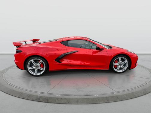 2021 Chevrolet Corvette Stingray w/2LT