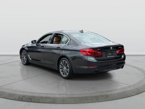 Dark Graphite Metallic 2019 BMW 530 xDrive