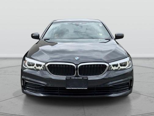 Dark Graphite Metallic 2019 BMW 530 xDrive