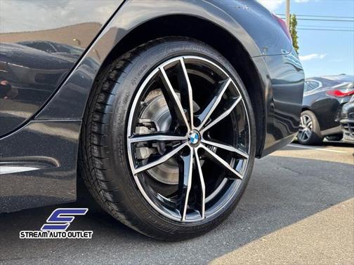 2024 BMW 330 i xDrive