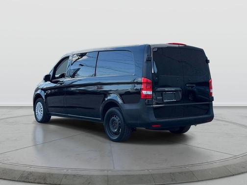 2021 Mercedes-Benz Metris Base