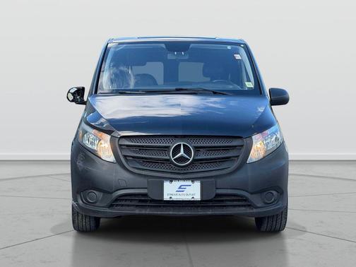 2021 Mercedes-Benz Metris Base