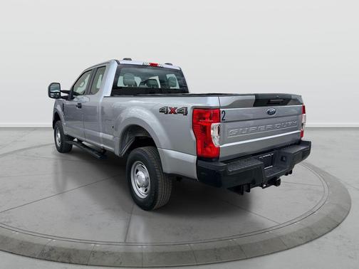 Iconic Silver Metallic 2022 Ford F-250 XL