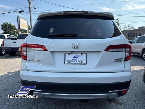 2021 Honda Pilot Touring 8-Passenger