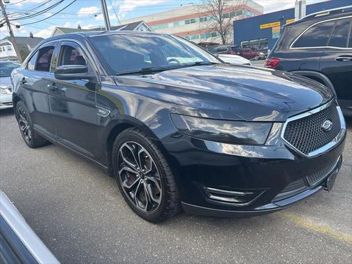 2017 Ford Taurus SHO