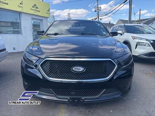 2017 Ford Taurus SHO