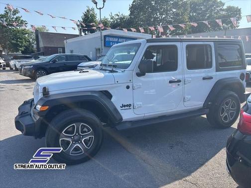 2022 Jeep Wrangler Unlimited Sport