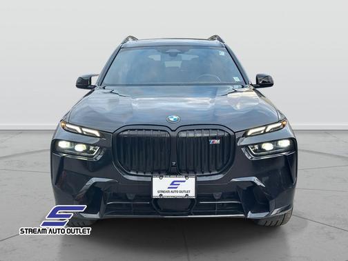 2025 BMW X7 M60i