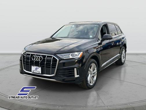 2023 Audi Q7 55 Premium Plus