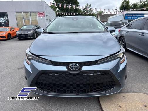 2022 Toyota Corolla Hybrid LE