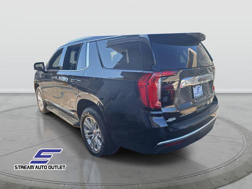 2022 GMC Yukon SLT