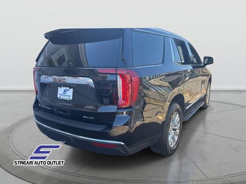 2022 GMC Yukon SLT