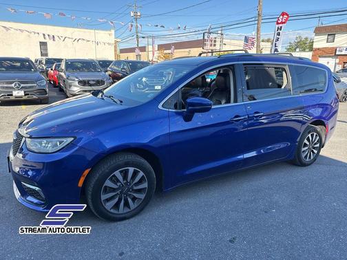2021 Chrysler Pacifica Touring L