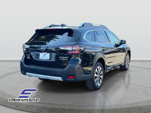2023 Subaru Outback Touring