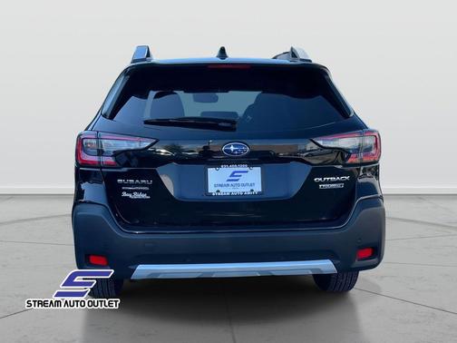 2023 Subaru Outback Touring