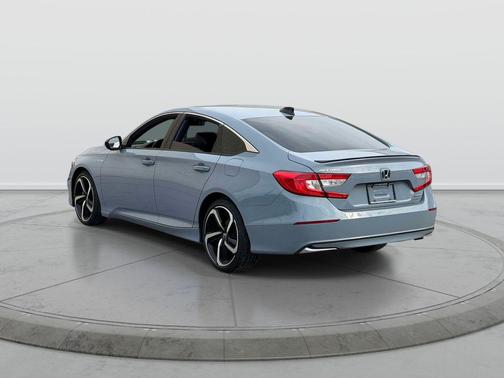 Sonic Gray Pearl 2022 Honda Accord Hybrid Sport