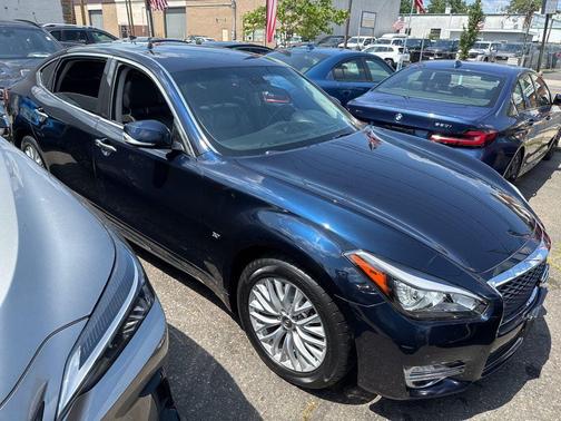 2016 INFINITI Q70L 3.7X (A7)