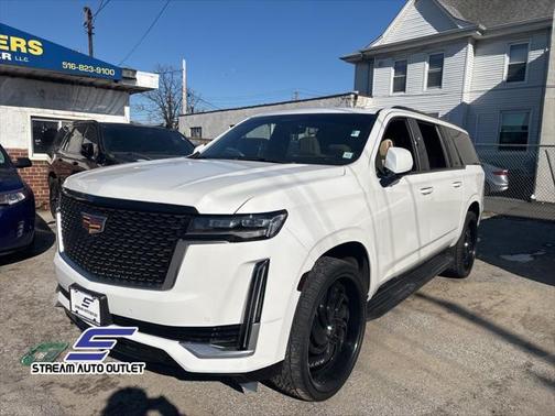 2022 Cadillac Escalade ESV Premium Luxury