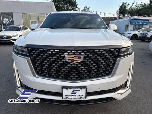 2022 Cadillac Escalade ESV Premium Luxury