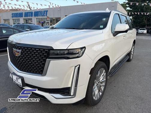 2022 Cadillac Escalade ESV Premium Luxury