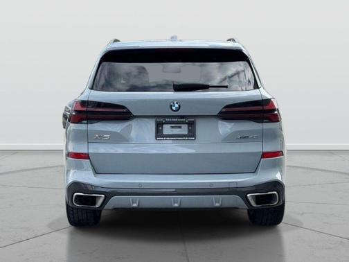 Brooklyn Grey Metallic 2026 BMW X5 xDrive40i
